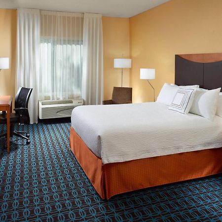 Fairfield Inn & Suites Clarksville Exteriör bild
